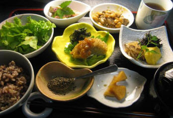 写真: 今日のヘルシーセット1000円
(自然食マクロビオティック 穀物菜食のお料理)